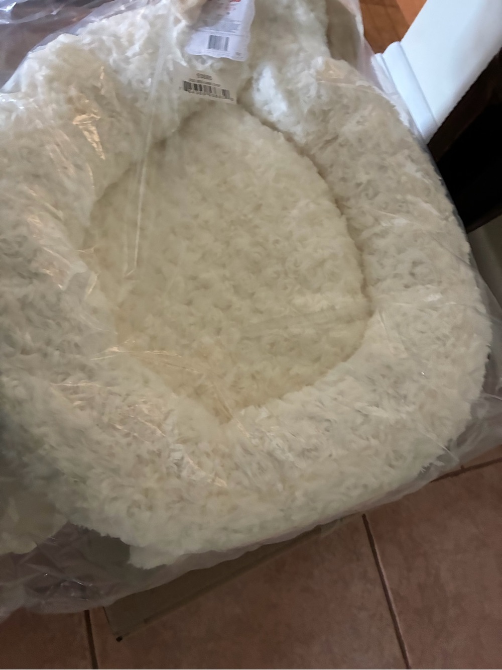 Lamb Chop Plush Pet Bed new with tags in plastic wrap - Picture 6 of 10